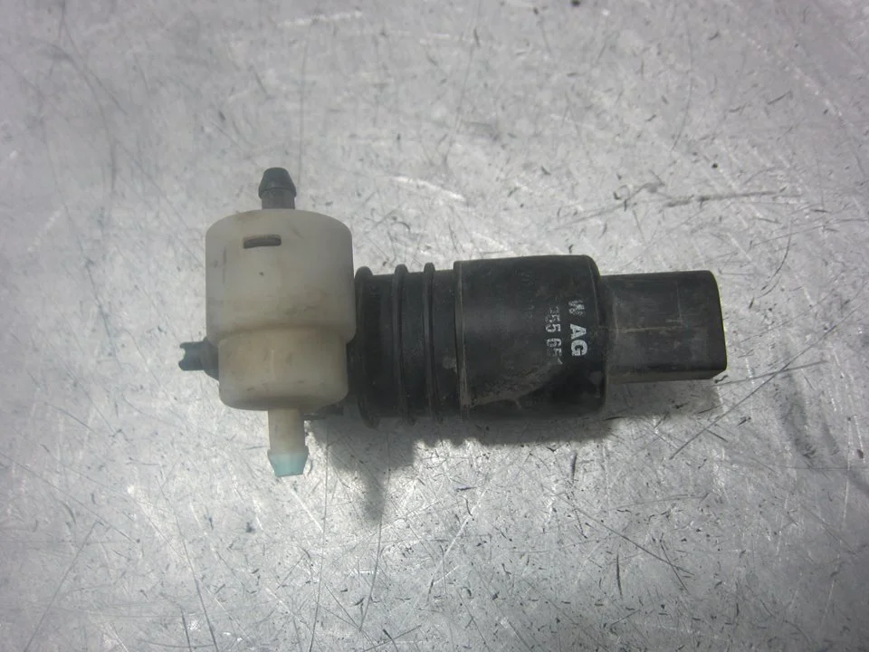 Foto de BOMBA LIMPIA SEAT IBIZA SC (6J1) referencia 1J6955651