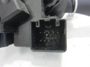 Foto de MANDO INTERMITENTES FORD MONDEO BERLINA (GE) 2.5 V6 24V CAT (170 CV / 125 KW) referencia 1ST7T13335 foto 2
