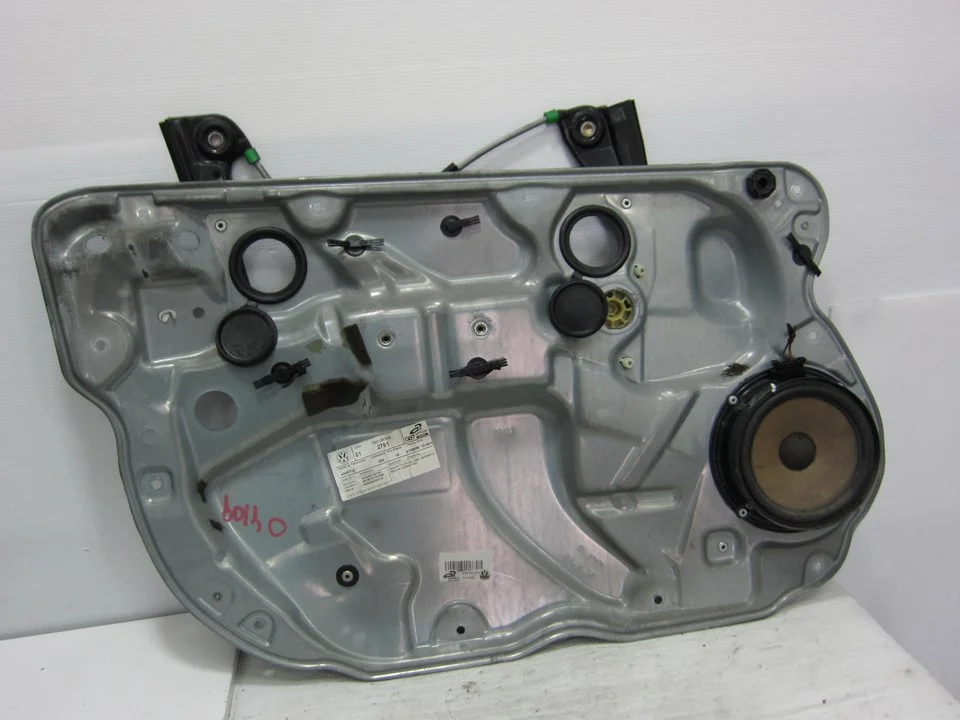 Foto de ELEVALUNAS DELANTERO IZQUIERDO VOLKSWAGEN POLO IV (9N3) 1.4 FSI (86 CV / 63 KW) referencia W0Q4837401AC