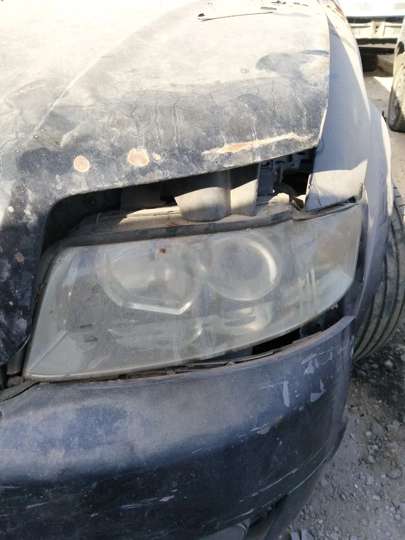 Foto de FARO IZQUIERDO AUDI A4 AVANT (8E) 1.9 TDI (131 CV / 96 KW) referencia 8E0941029C