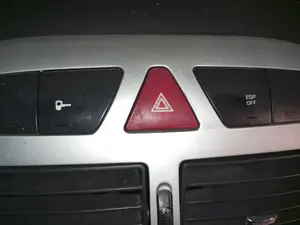 Foto de WARNING PEUGEOT 307 CC CABRIO-COUPÉ (S2)