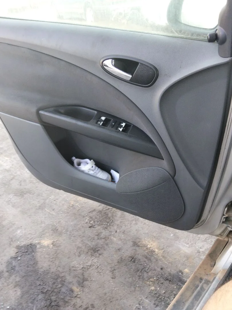 Foto de ELEVALUNAS DELANTERO IZQUIERDO SEAT ALTEA (5P1) 1.9 TDI (105 CV / 77 KW) referencia 5P0837461