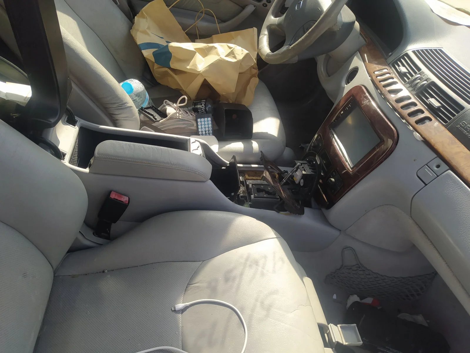 Foto de CINTURON SEGURIDAD DELANTERO IZQUIERDO MERCEDES-BENZ CLASE S (BM 220) BERLINA 3.2 V6 18V CAT (224 CV / 165 KW) referencia A2208604785 FKZ