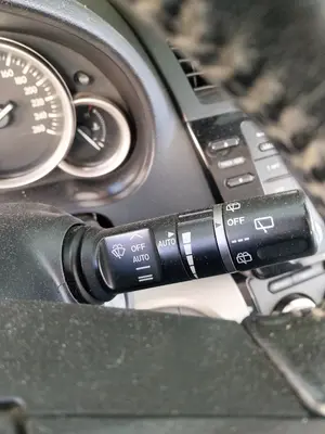Foto de MANDO LIMPIA MAZDA 6 BERLINA (GH) 2.2 Turbodiesel CAT (163 CV / 120 KW) referencia GS1M-66-128