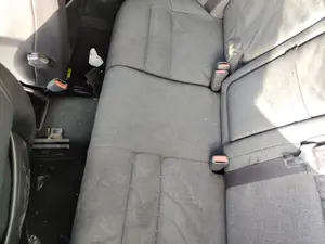 Foto de ENGANCHE CINTURON TRASERO IZQUIERDO VOLVO S40 BERLINA 1.6 CAT (109 CV / 80 KW)