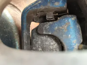 Foto de PINZA DE FRENO TRASERA DERECHA BMW SERIE 1 BERLINA (E81/E87) 2.0 16V Diesel CAT (122 CV / 90 KW) referencia 34216776378