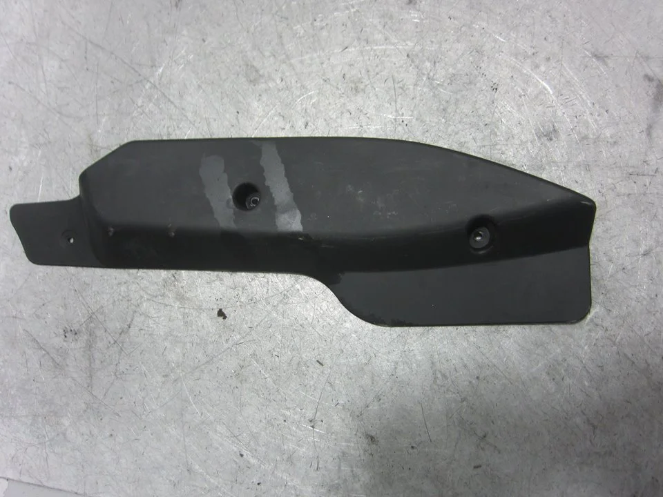 Foto de MOLDURAS TRASERAS PEUGEOT 206 CC CABRIO-COUPÉ 1.6 16V CAT (109 CV / 80 KW) referencia 9640569377