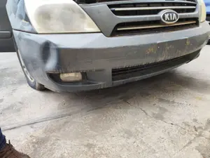 Foto de PARAGOLPES DELANTERO KIA CARNIVAL 2.9 CRDi CAT (185 CV / 136 KW) foto 4