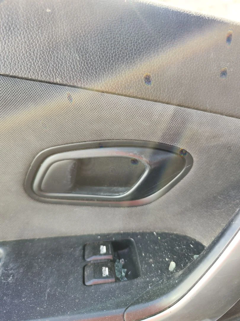 Foto de MANETA INTERIOR DELANTERA IZQUIERDA KIA CEED (JD) 1.4 CAT (99 CV / 73 KW)