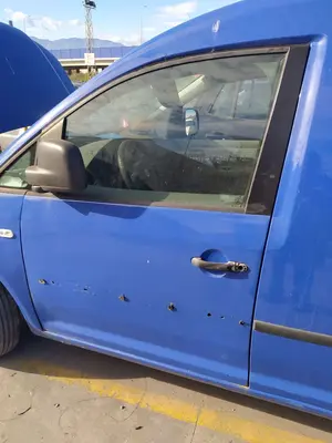 Foto de PUERTA DELANTERA IZQUIERDA VOLKSWAGEN CADDY (2K)(02.2004) 1.9 TDI (BSU) (75 CV / 55 KW)