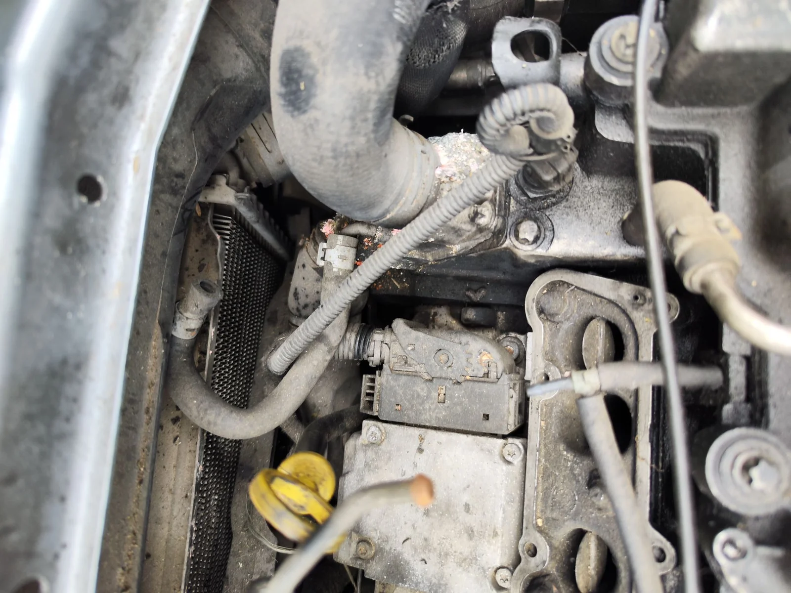 Foto de COMPRESOR AIRE ACONDICIONADO OPEL ZAFIRA A 2.0 DTI (101 CV / 74 KW)