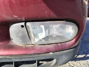 Foto de FARO ANTINIEBLA IZQUIERDO RENAULT LAGUNA (B56) 2.0  (113 CV / 83 KW)