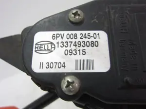 Foto de PEDAL ACELERADOR CITROEN JUMPER FURGÓN 2.2 HDI CAT (101 CV / 74 KW) referencia 1337493080 foto 3