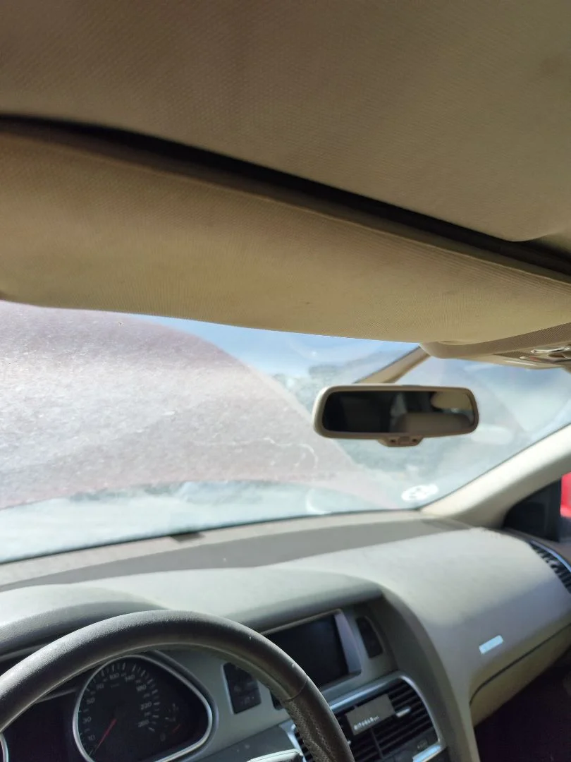 Foto de PARASOL IZQUIERDO AUDI Q7 (4L) 3.0 V6 24V TDI (233 CV / 171 KW)