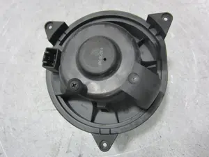 Foto de MOTOR CALEFACCION FORD FOCUS BERLINA (CAK) 1.6 16V CAT (101 CV / 74 KW) referencia XS4H18456AC foto 1