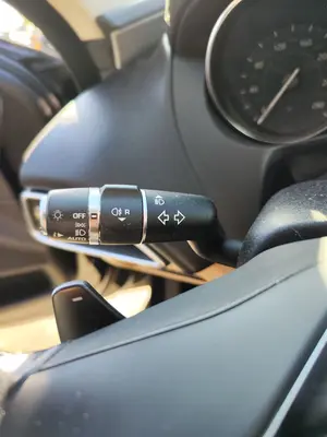 Foto de MANDO MULTIFUNCION JAGUAR XE 2.0 Turbo CAT (200 CV / 147 KW) foto 4