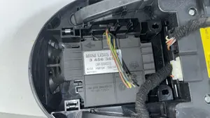 Foto de LUZ INTERIOR MINI MINI (R56) 1.6 16V (98 CV / 72 KW) foto 2
