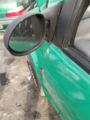 Foto de RETROVISOR IZQUIERDO RENAULT TWINGO I (C06) 1.2  (58 CV / 43 KW)