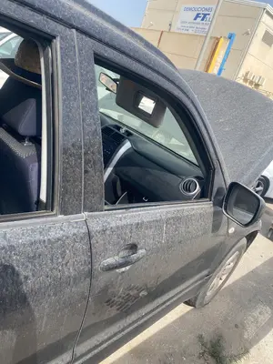 Foto de PUERTA DELANTERA DERECHA SUZUKI GRAND VITARA (JB/JT) 2.0 16V CAT (140 CV / 103 KW) referencia 68001-65844-000