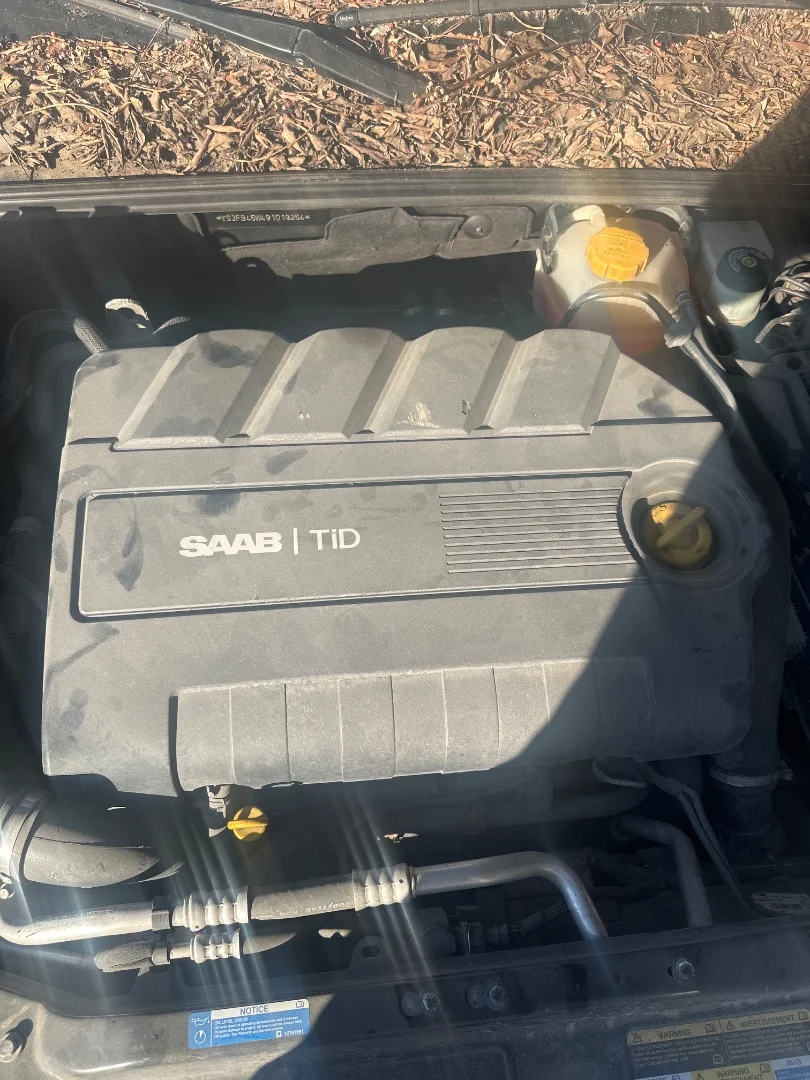 Foto de TAPA MOTOR SAAB 9-3 BERLINA 1.9 TiD CAT (150 CV / 110 KW) referencia 315829598