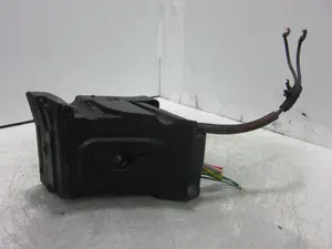 Foto de CAJA RELES / FUSIBLES CITROEN BERLINGO 1.9 Diesel (69 CV / 51 KW) foto 2