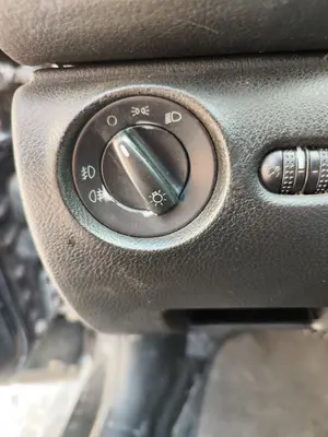 Foto de MANDO LUCES VOLKSWAGEN PASSAT VARIANT (3B5) 1.9 TDI (110 CV / 81 KW) referencia 8L0953513J FKZ