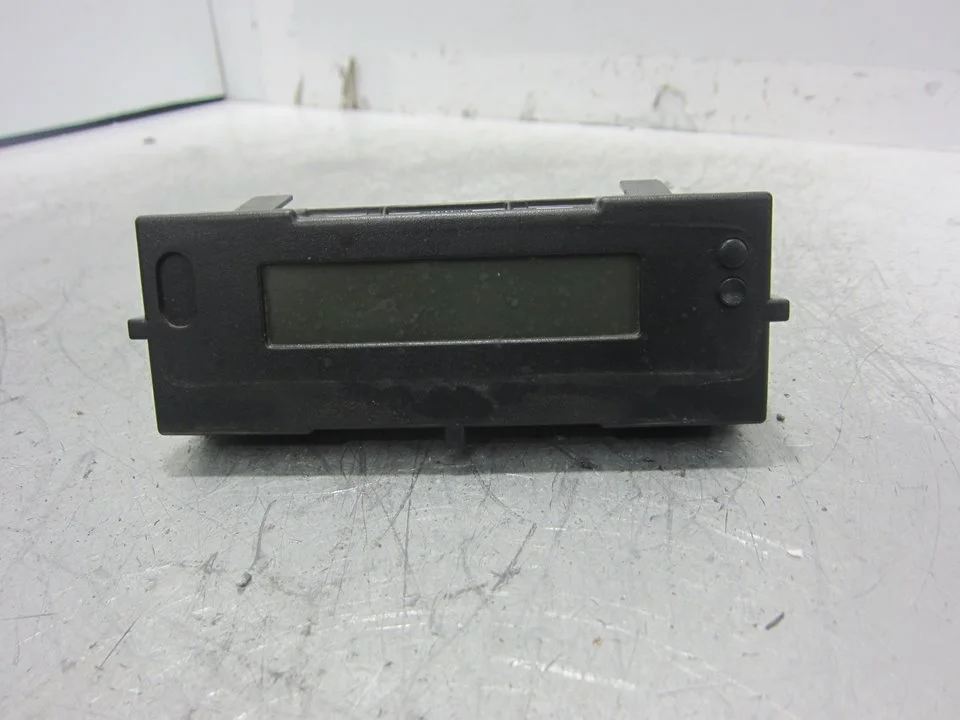 Foto de PANTALLA MULTIFUNCION RENAULT MEGANE II BERLINA 5P 1.5 dCi Diesel (82 CV / 60 KW) referencia 8200290542