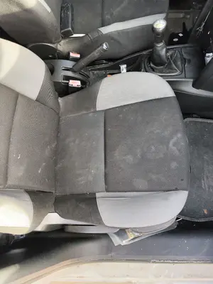 Foto de ASIENTO DELANTERO DERECHO PEUGEOT 207 1.4 HDi (68 CV / 50 KW)