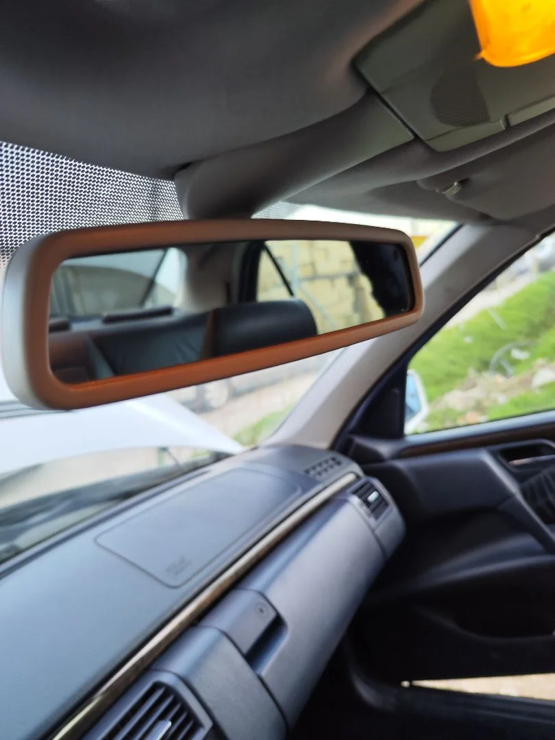 Foto de RETROVISOR INTERIOR MERCEDES-BENZ CLASE E (BM 210) BERLINA 3.0 Turbodiesel CAT (177 CV / 130 KW)