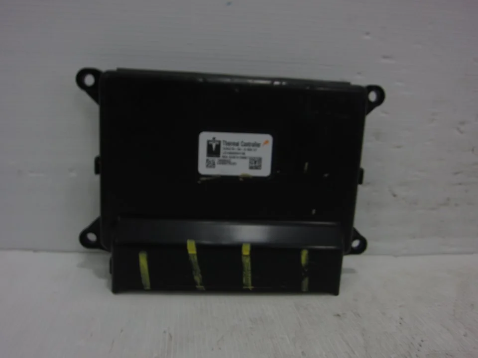 Foto de CENTRALITA CALEFACCION TESLA MODEL S eléctrico 270 kW (367 CV / 270 KW) referencia 103421500A