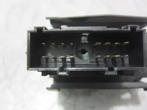 Foto de MANDO LUCES FORD FOCUS C-MAX (CAP)(2003) 1.8 TDCi Turbodiesel CAT (116 CV / 85 KW) referencia 4M5T13A024CA foto 4