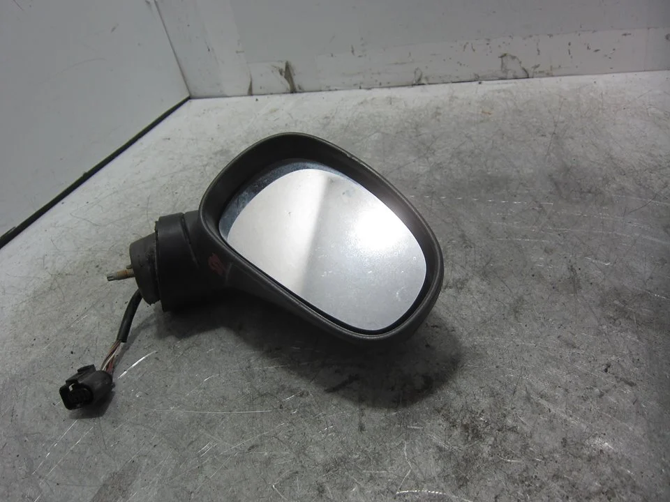 Foto de RETROVISOR DERECHO SEAT LEON (1P1) referencia 079010