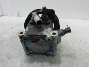 Foto de BOMBA DIRECCION FORD FOCUS BERLINA (CAP) referencia 4M5Q3A733AR foto 3