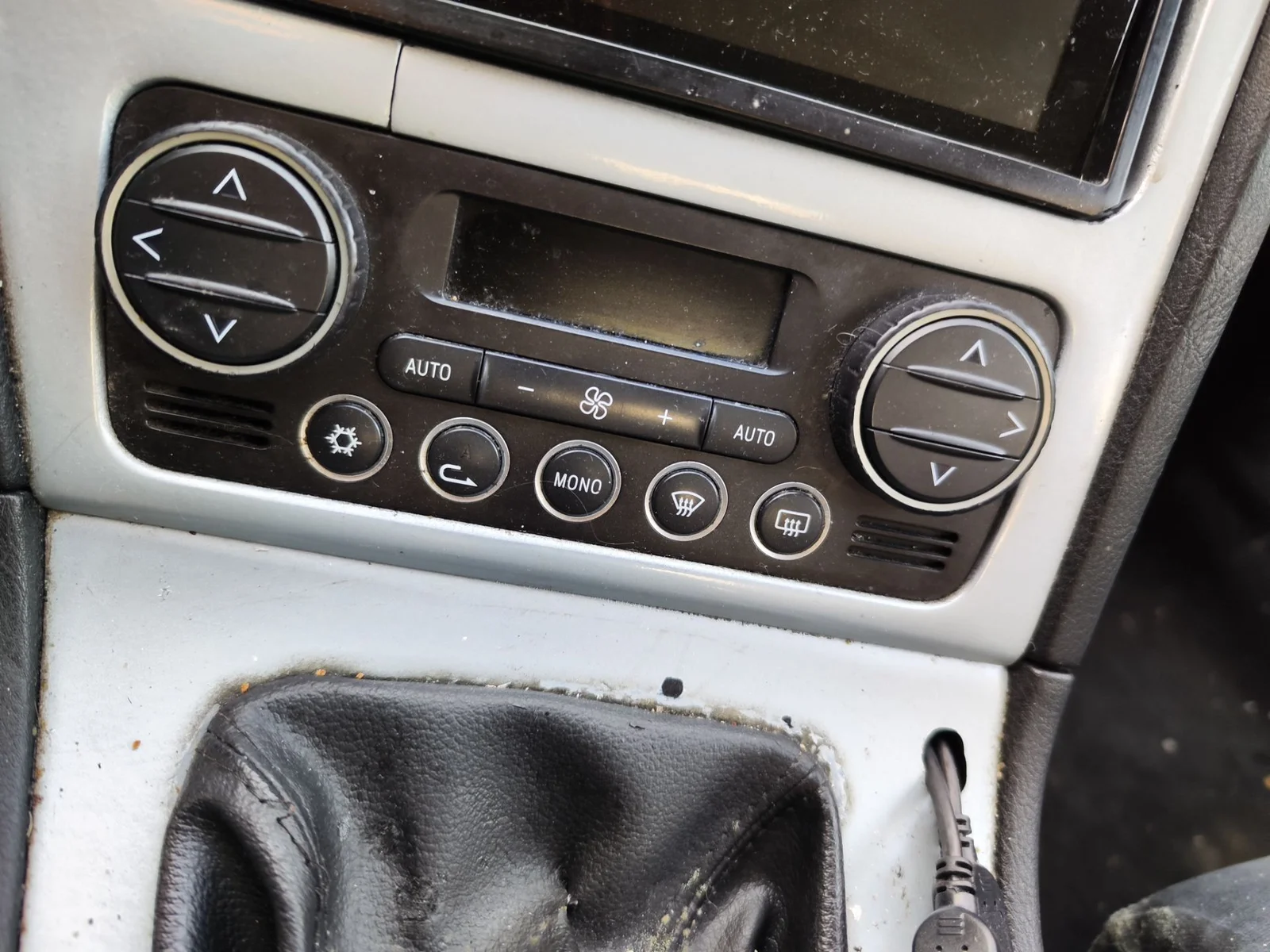 Foto de MANDO CALEFACCION / AIRE ACONDICIONADO ALFA ROMEO 159 (140) 1.9 JTD (M) 16V CAT (150 CV / 110 KW) referencia 1560547840