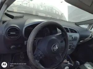 Foto de SALPICADERO SEAT LEON (1P1) 1.9 TDI (105 CV / 77 KW) referencia 1P1857003C FKZ
