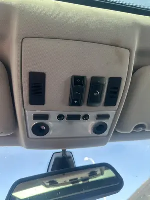 Foto de LUZ INTERIOR BMW SERIE 5 BERLINA (E60) 3.0 24V CAT (231 CV / 170 KW)