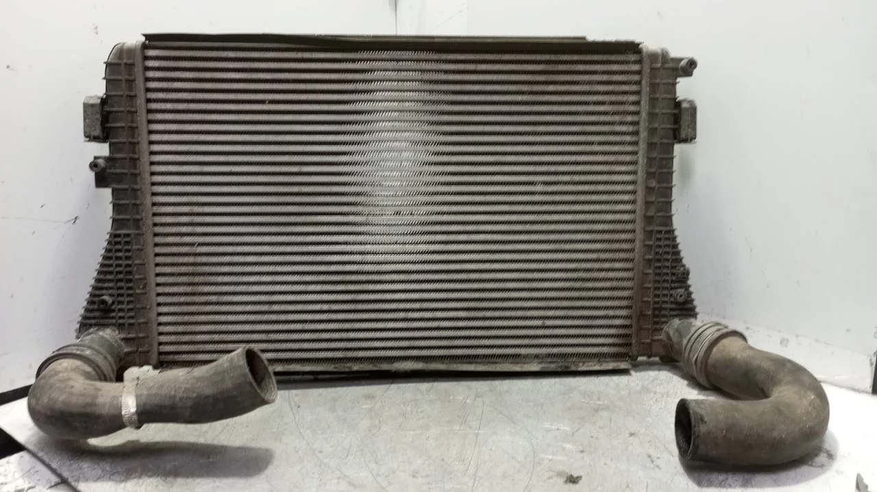 Foto de INTERCOOLER SKODA SUPERB (3T4) 2.0 TDI DPF (170 CV / 125 KW) referencia 1K0145803AG