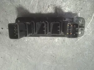 Foto de NO IDENTIFICADO KIA CARNIVAL II (FL) 2.9 CRDi CAT (144 CV / 106 KW) referencia 1761415 foto 3