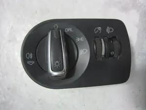 Foto de MANDO LUCES AUDI A3 (8P1) referencia 8P1941531BA
