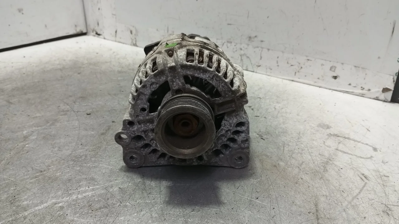 Foto de ALTERNADOR SEAT IBIZA (6L1) 1.9 TDI (101 CV / 74 KW) referencia 037903025M