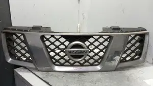 Foto de REJILLA DELANTERA NISSAN PATHFINDER (R51) 2.5 dCi Diesel CAT (171 CV / 126 KW) referencia 2310EBXXX