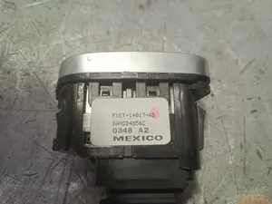 Foto de INTERRUPTOR FORD FOCUS BERLINA (CEW) 1.0 EcoBoost CAT (125 CV / 92 KW) referencia F1ET14017AB foto 5