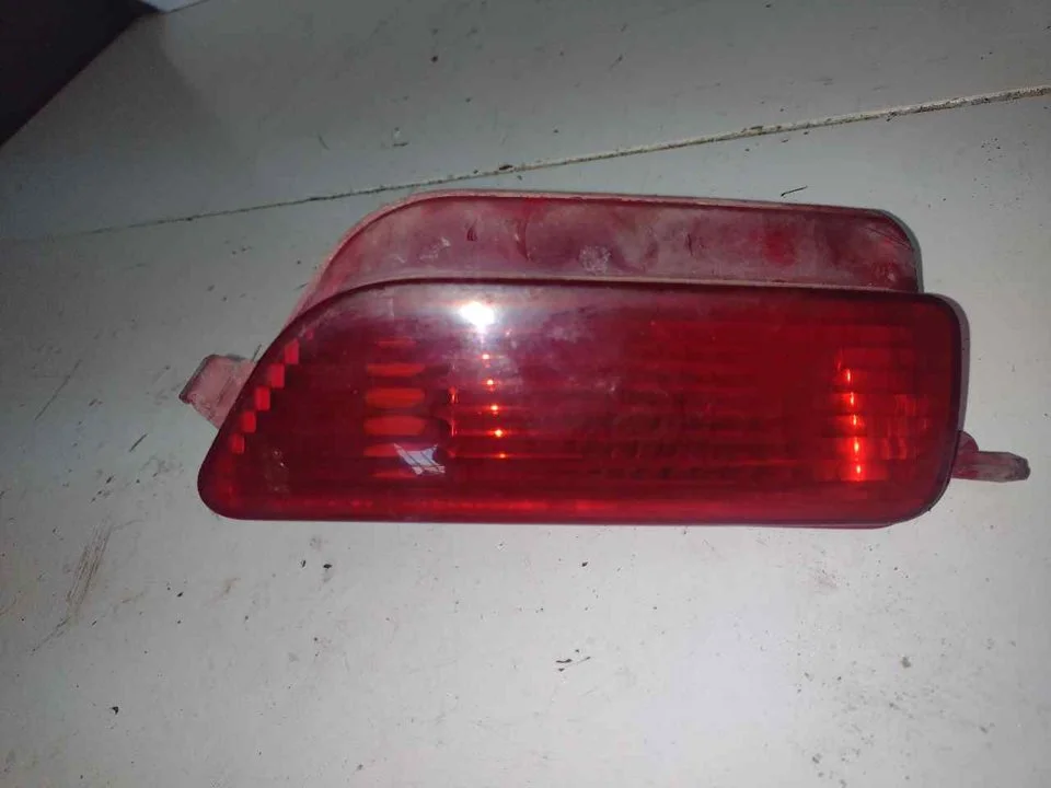 Foto de FARO ANTINIEBLA TRASERO IZQUIERDO CITROEN C4 BERLINA referencia 9652464680
