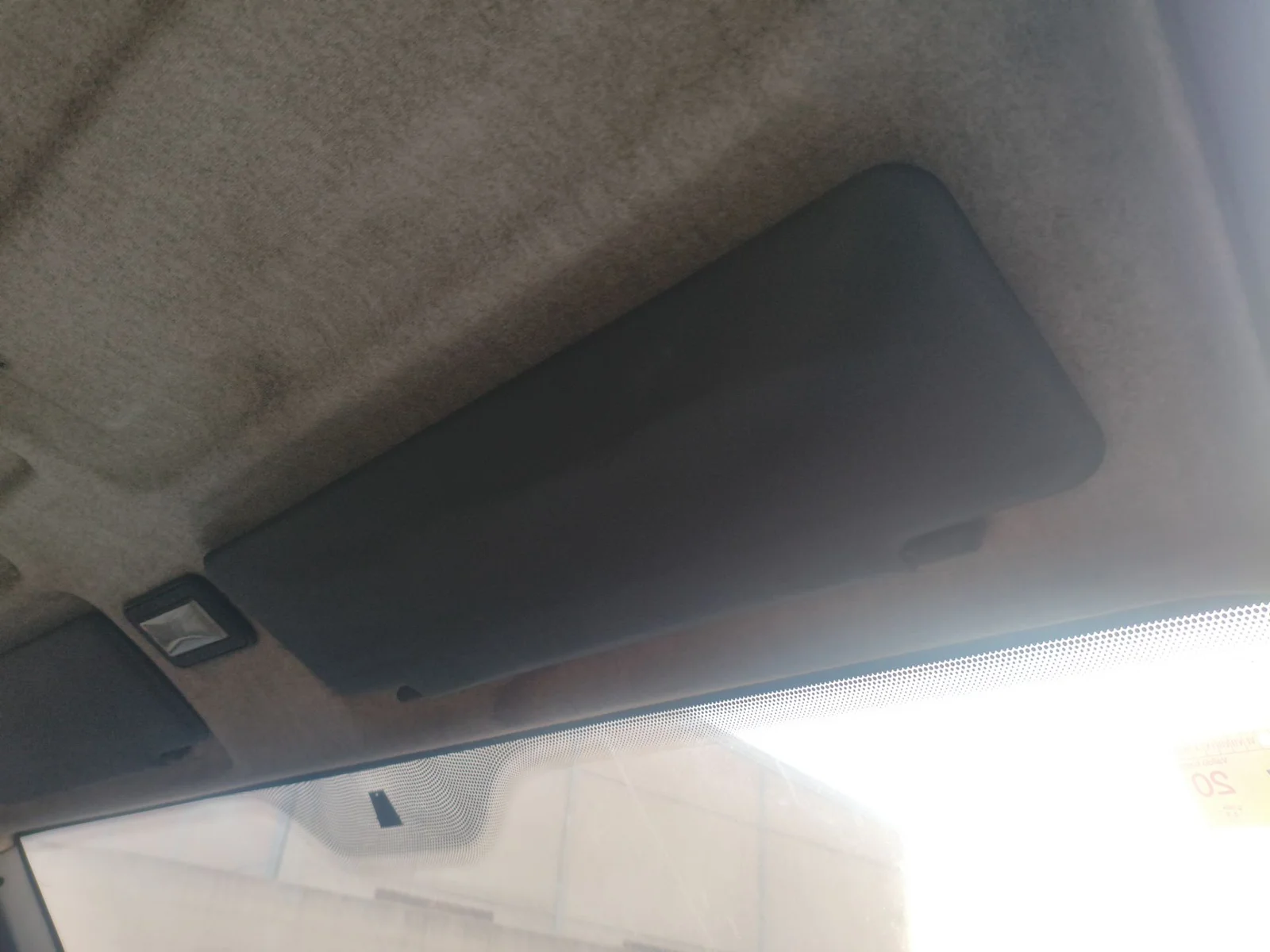 Foto de PARASOL DERECHO CITROEN JUMPER FURGÓN 2.5 Diesel (86 CV / 63 KW)