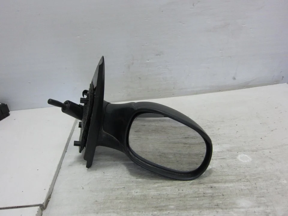 Foto de RETROVISOR DERECHO CITROEN C2 1.4 (73 CV / 54 KW) referencia 024442