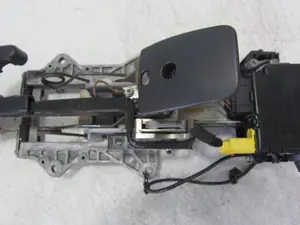 Foto de COLUMNA DIRECCION VOLKSWAGEN GOLF V (1K1)(10.2003) 2.0 TDI (140 CV / 103 KW) referencia 1K1419502AB foto 4
