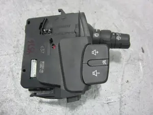 Foto de MANDO LIMPIA RENAULT CLIO III 1.5 dCi Diesel (68 CV / 50 KW) referencia 88103003466 foto 2