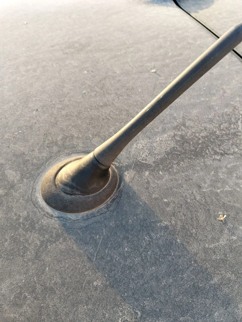 Foto de BASE DE ANTENA MAZDA 3 BERLINA (BK) 1.6 16V CAT (105 CV / 77 KW)