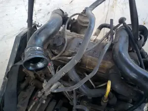 Foto de MOTOR COMPLETO FORD FOCUS FAMILIAR (CAK) 1.8 TDDI Turbodiesel CAT (90 CV / 66 KW) referencia C9DB foto 10