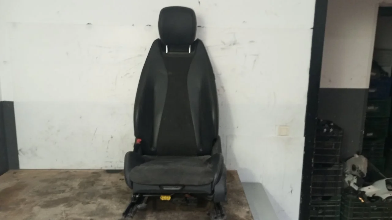 Foto de ASIENTO DELANTERO IZQUIERDO MERCEDES-BENZ CLASE E (BM 238) COUPE 2.0 CDI CAT (194 CV / 143 KW) referencia A2135407918